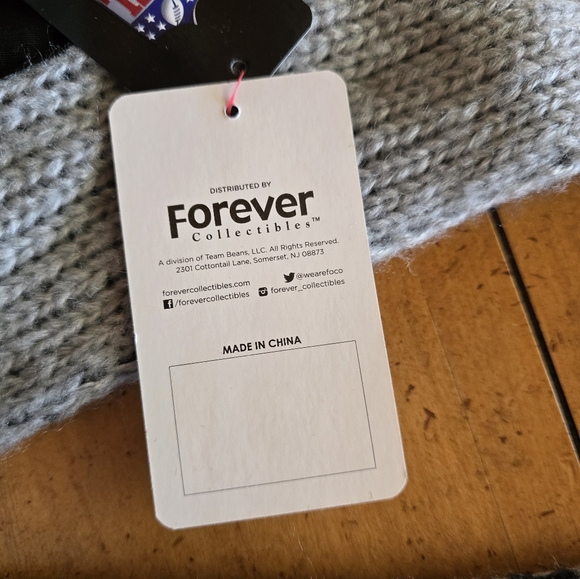 NEW NFL Raiders Infinity Scarf. - Picture 6 of 7